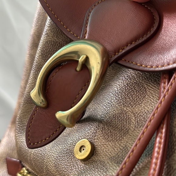 Coach Evie Backpack In Signature Canvas - Picture 6 of 6